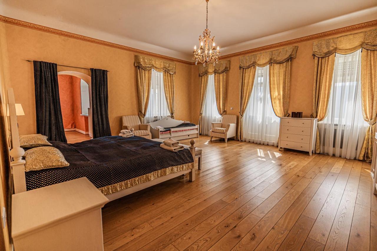 Saar Castle - Cozy Mansion Near Vineyard Villa Serrig Екстериор снимка