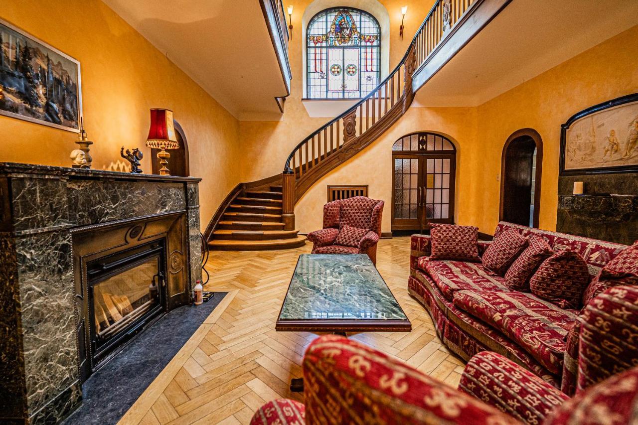 Saar Castle - Cozy Mansion Near Vineyard Villa Serrig Екстериор снимка